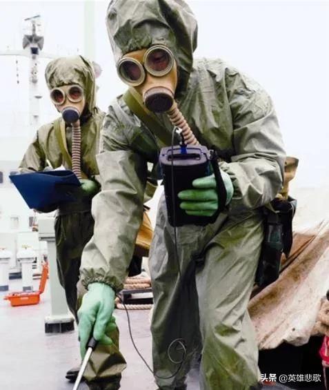 为了证明钚没那么毒，他以身实验，死后被装进铅制棺材深埋荒野