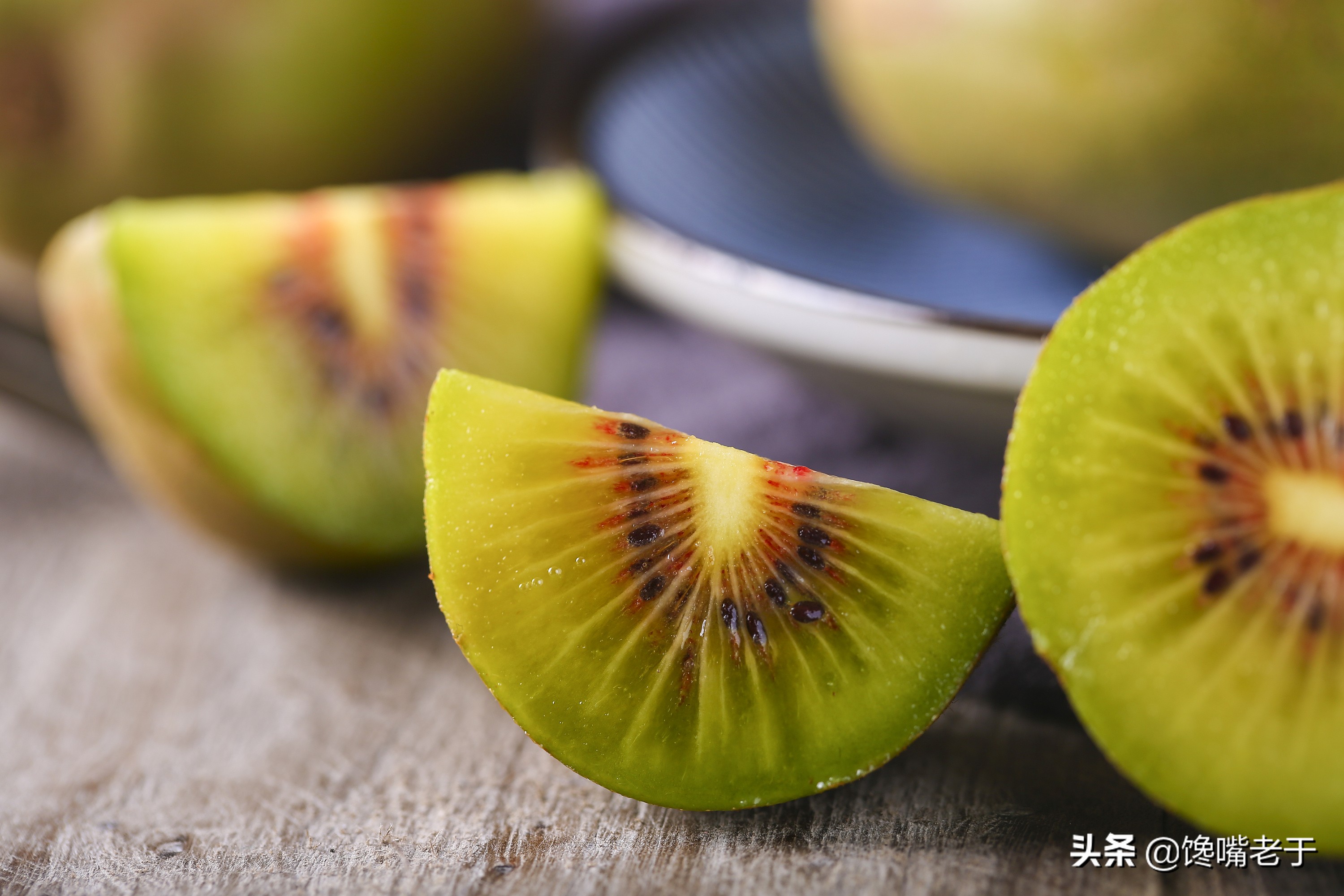 满满的维c是秋季最佳的水果,秋冬干燥建议多食应季水果