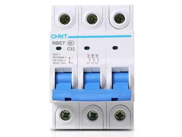 空气开关c字和d字开头的区别,空气开关上c和d字母代表什么意思