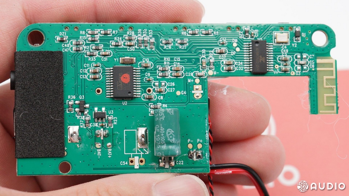 马歇尔EMBERTON蓝牙音箱拆解,便携ai蓝牙音箱拆解