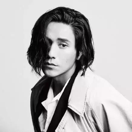 雨神萧敬腾的台北豪宅,雨神萧敬腾最近在成都哪