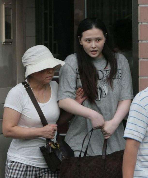 鑽掑攼鐨勮惂娣戞厧瑙嗛,鑽掑攼鐨勮惂娣戞厧瀹屾暣瑙嗛