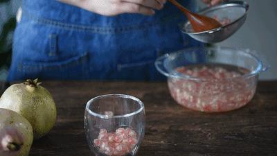 脸蛋又干又痒是怎么回事,脸蛋容易出油怎么办