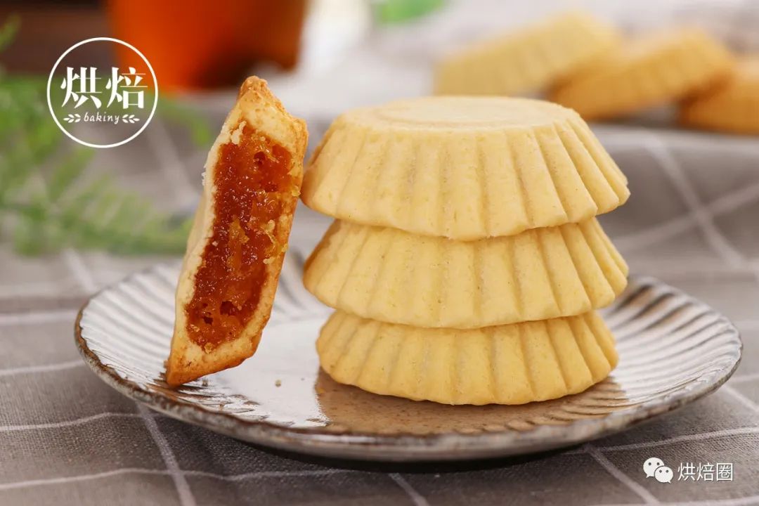凤梨酥酸甜可口,凤梨酥馅炒成凤梨糖了