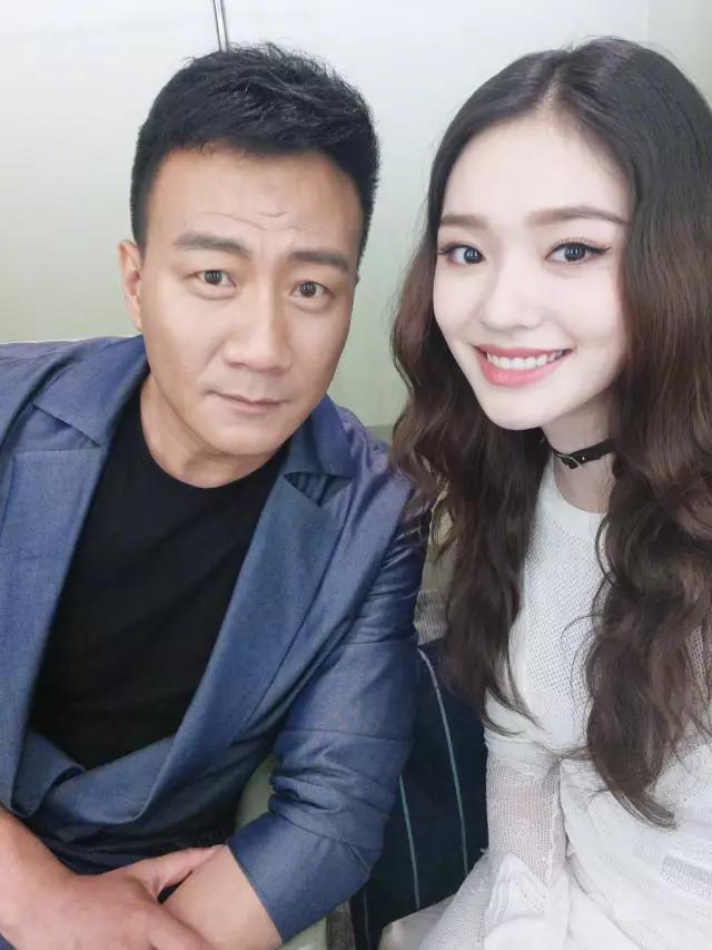 泡面头大妈广场舞,泡面头大妈