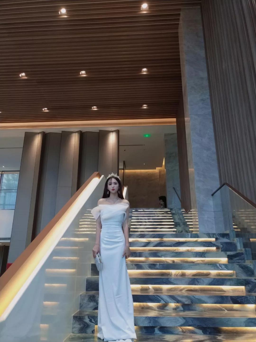 QUNEEN梦游仙境女王派对，天著之上有美的竞相发生