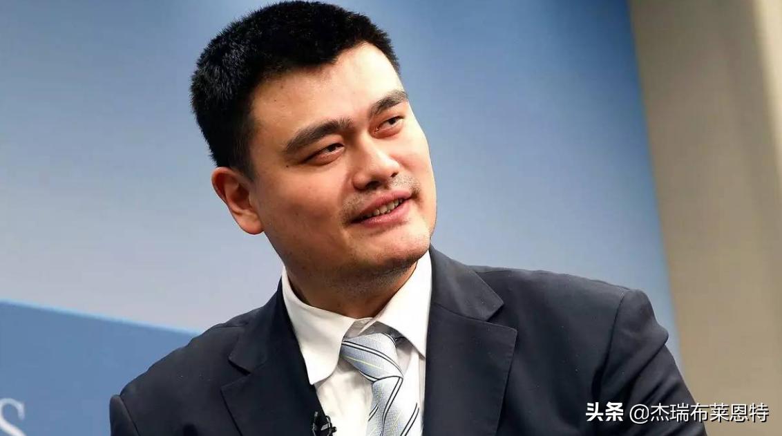 乔丹和姚明的篮球对决,57岁乔丹身价