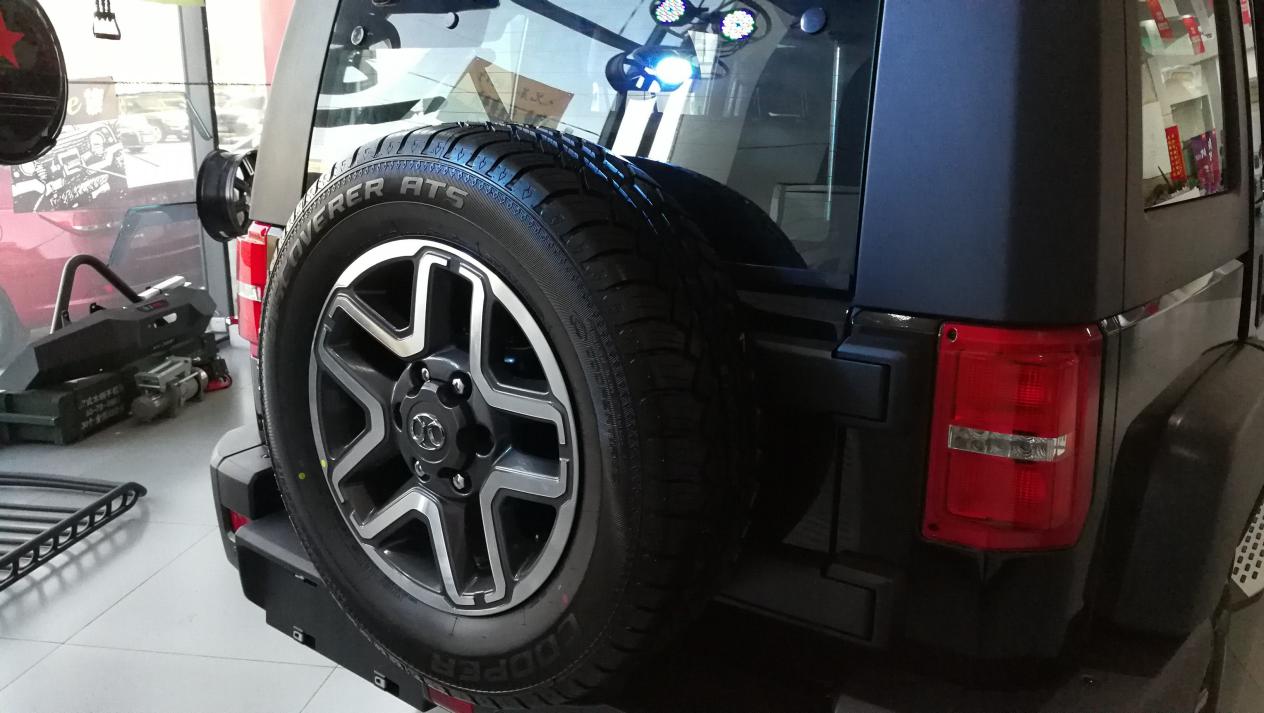 4S店的人绝对不会说！非全尺寸备胎到底怎么回事，今天全告诉你