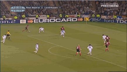 门将圣卡西精彩扑救,门将神级扑救圣卡西