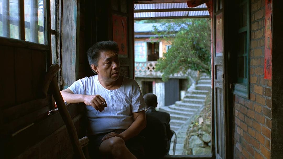 以两人的恋情为主轴，在爱情观之下追寻自然与生命的运行