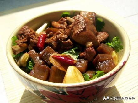 魔芋豆腐烧老鸭的家常做法,魔芋烧鸭也能让魔芋豆腐入味
