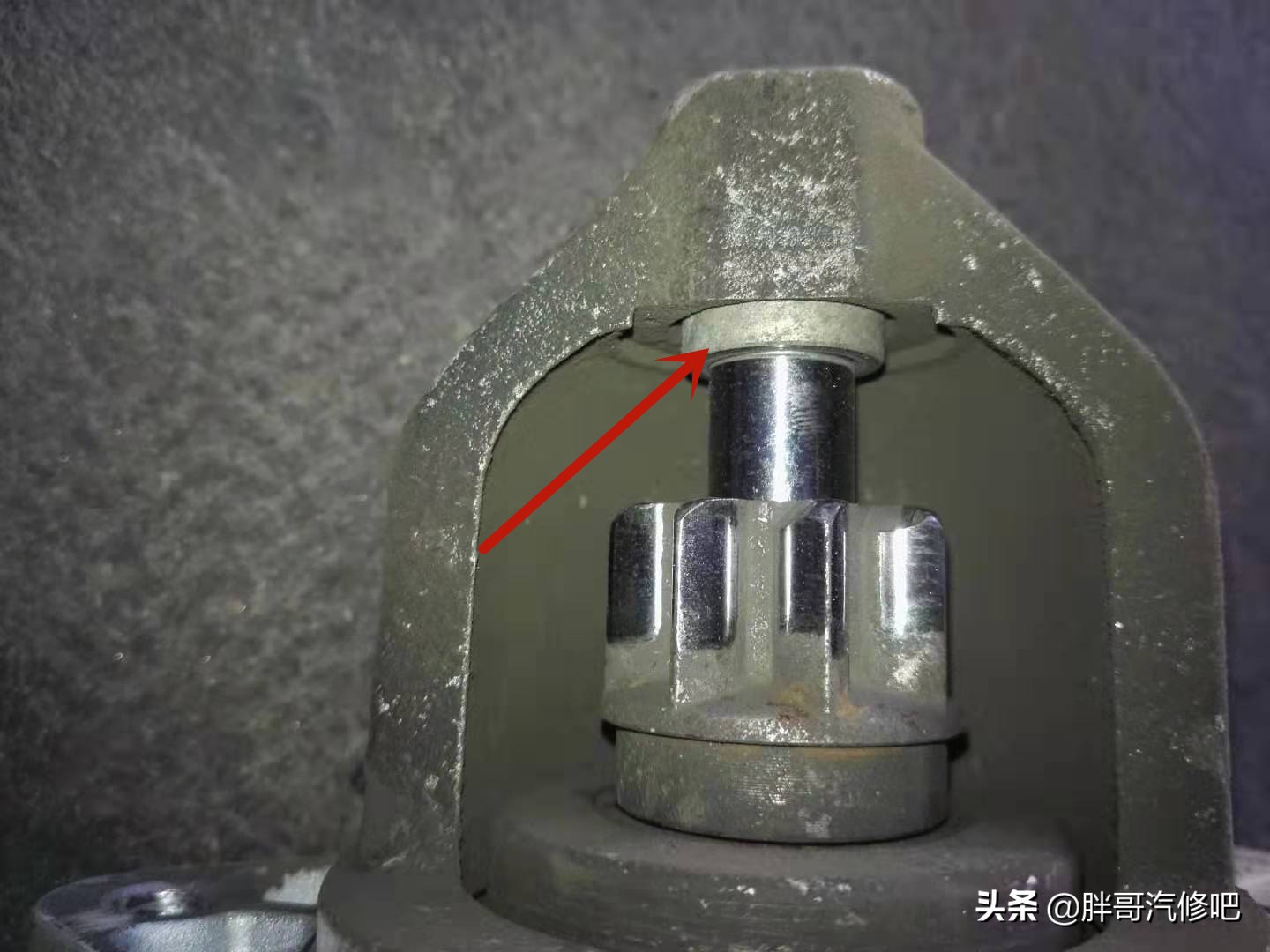 变速箱壳体坏了怎么修理,变速箱外壳破裂更换拆开有影响吗