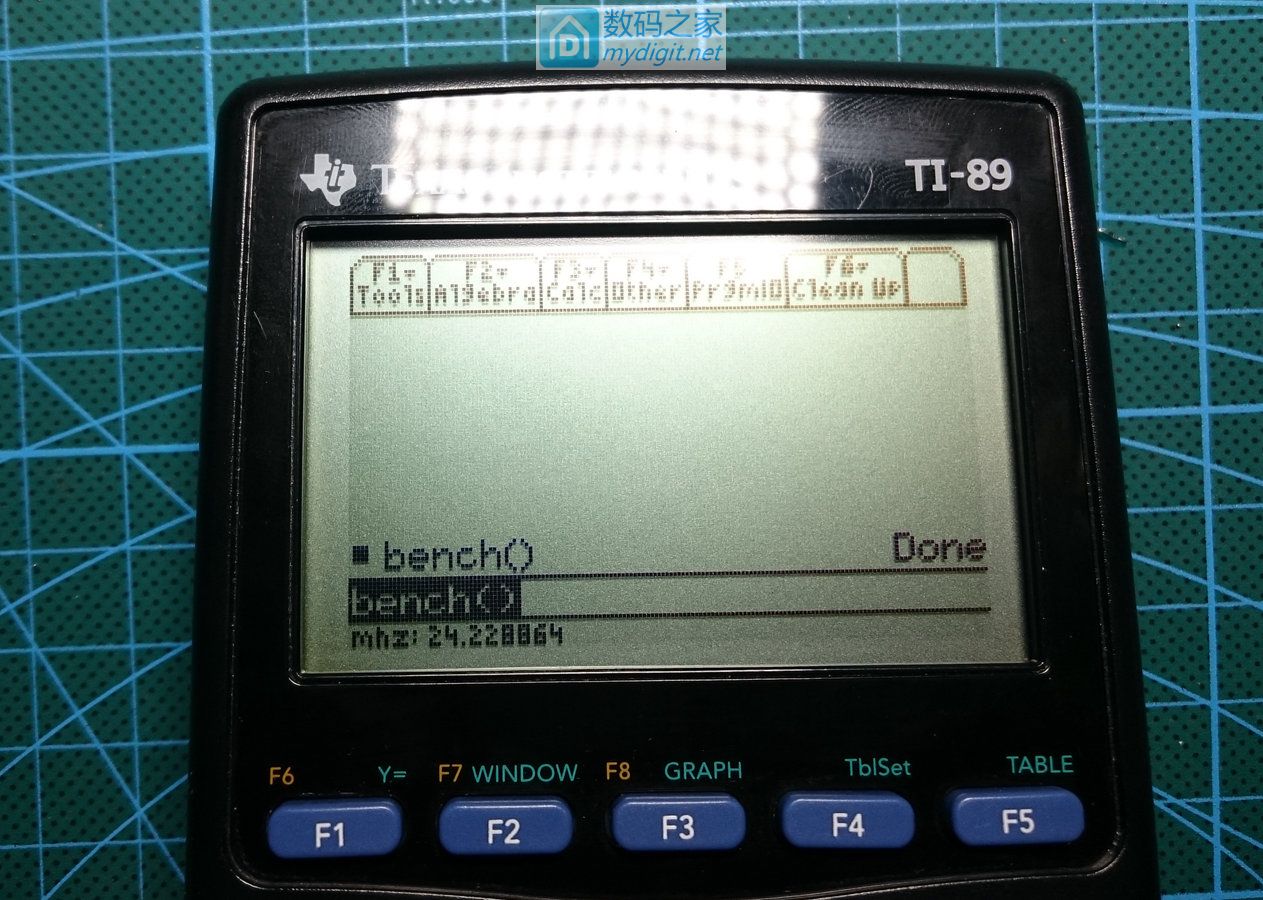 技术大牛太强了！德州仪器TI-89图形计算器拆机维修和CPU超频