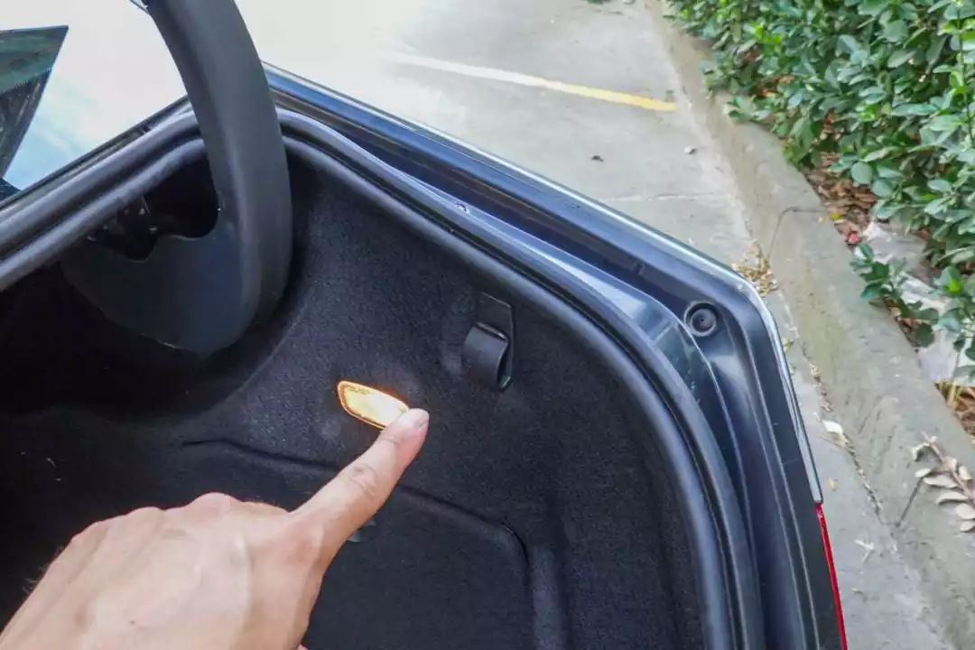 14万买奔驰C,6年只跑2万公里,收藏级