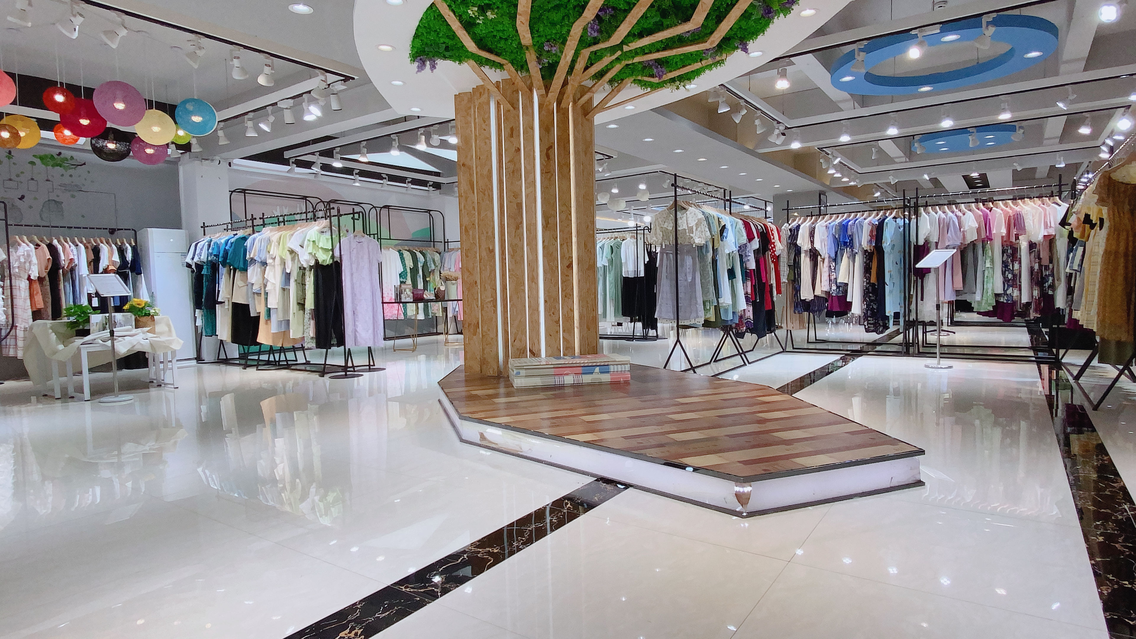 三彩女装官方旗舰店2021秋装直播,三彩品牌库存女装