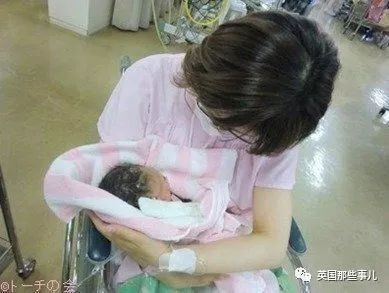 准妈妈后期吃大量零食有什么后果,准妈妈贪吃冷饮伤胎儿