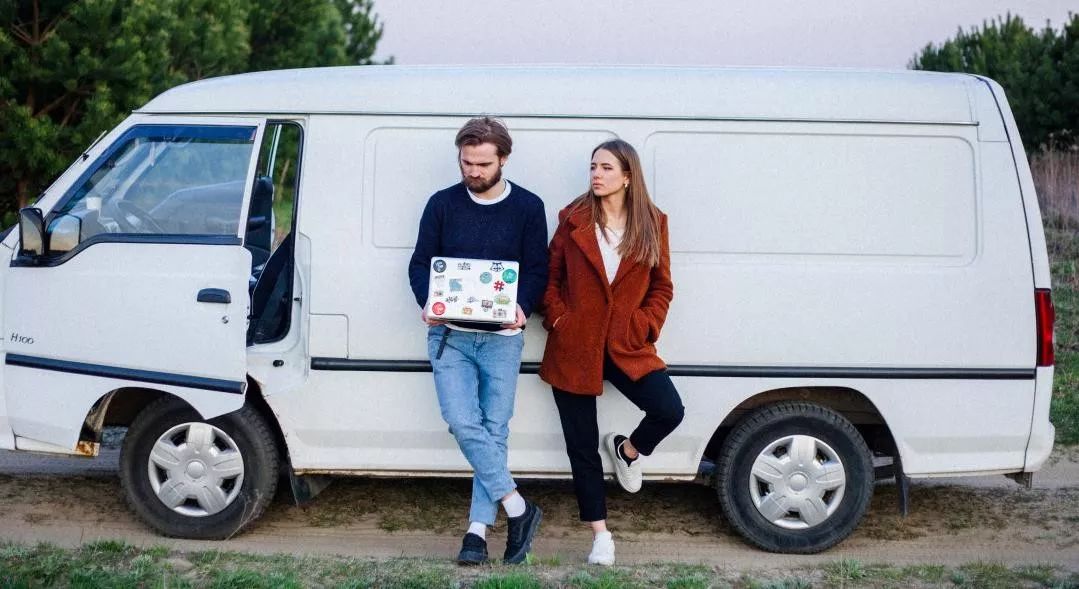 亲姐弟关系成年之后怎么相处,亲兄妹之间关系很亲密怎么办