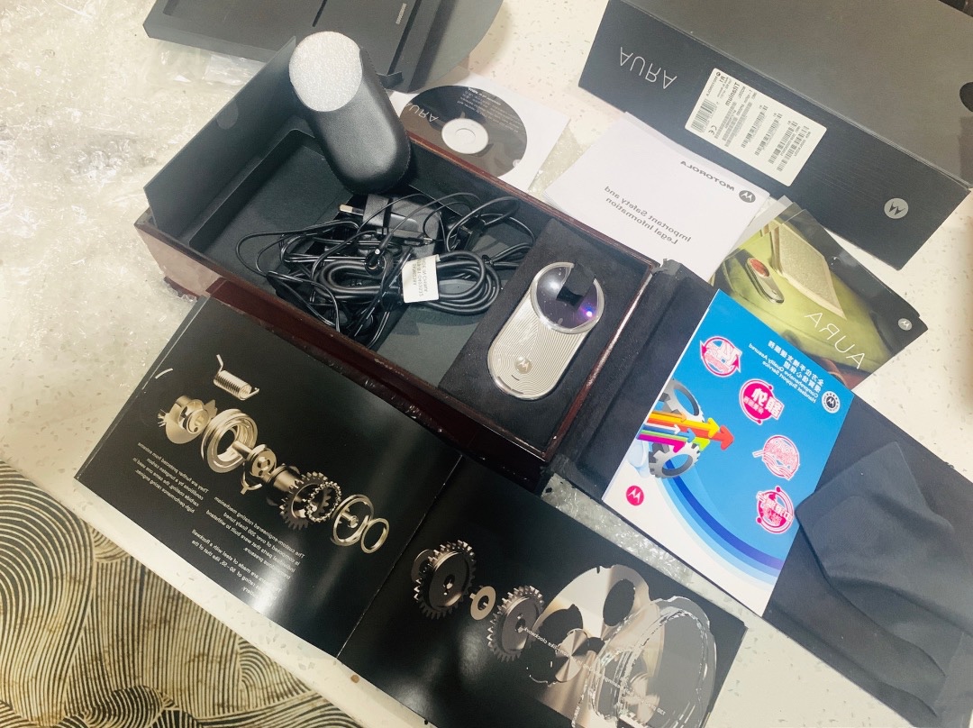 为什么摩托罗拉r1现在还是贵,摩托罗拉r1复刻