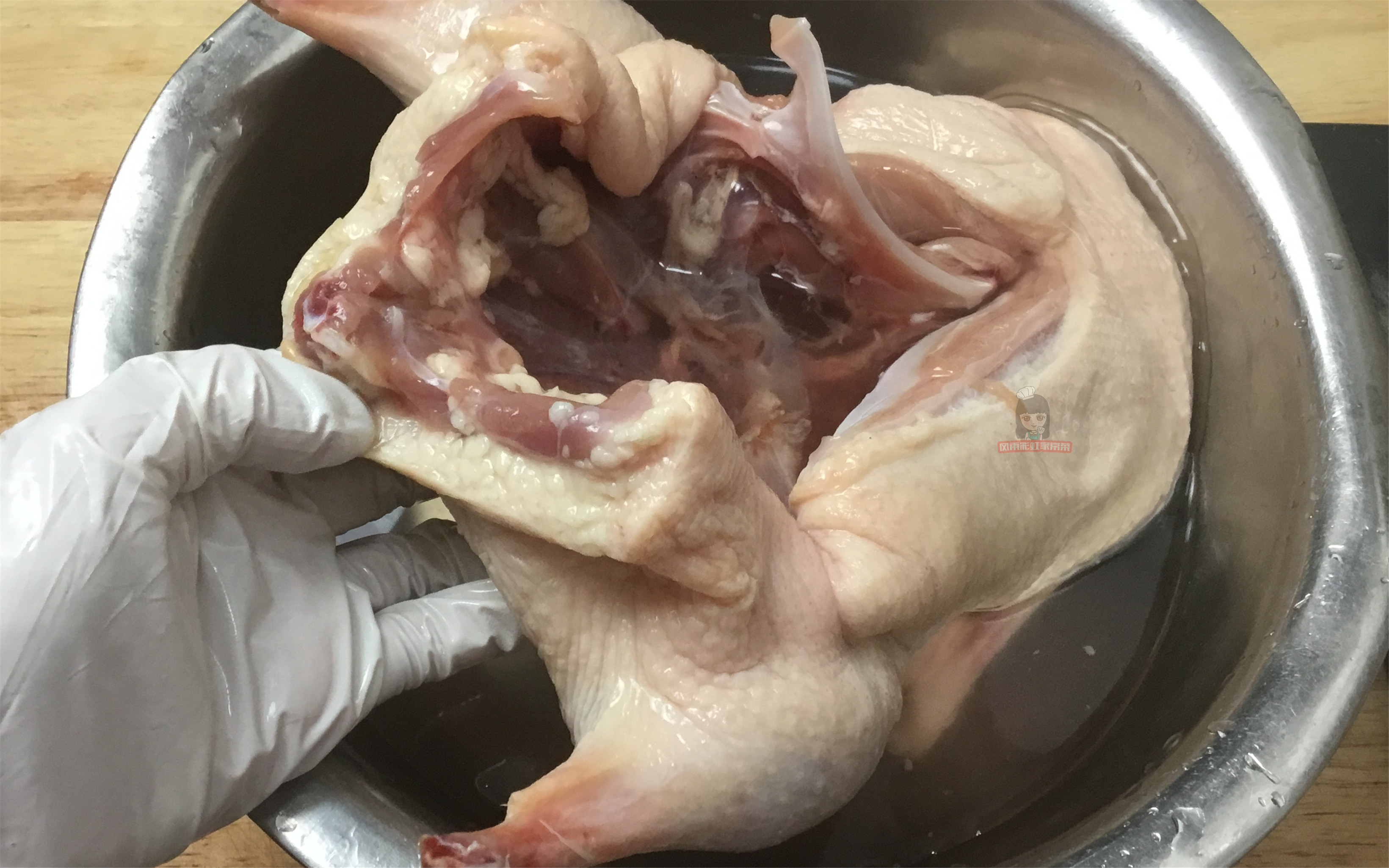 教你学正宗烤鸭,烤鸭怎么烤出来皮不干不柴呢