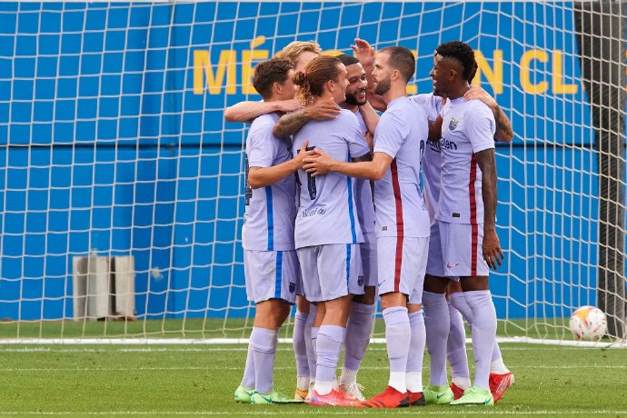 巴萨四分之一决赛,巴萨现在踢什么阵容