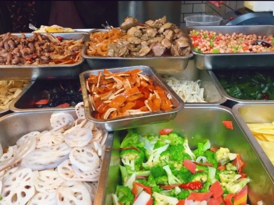 10块钱吃垮川大后街25家店,快快收藏