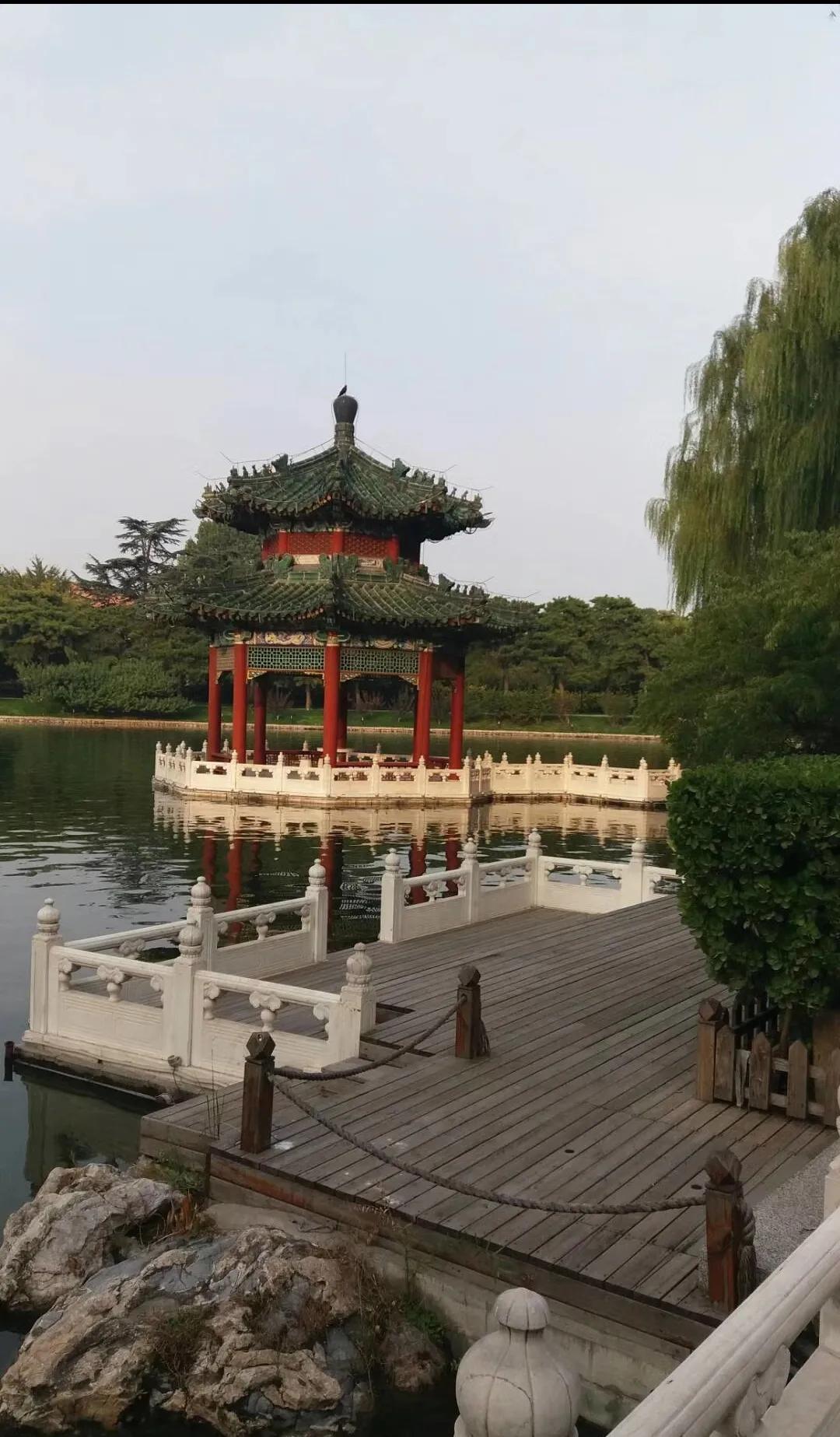 北京钓鱼台国宾馆：是中国国家领导人进行外事活动的重要场所