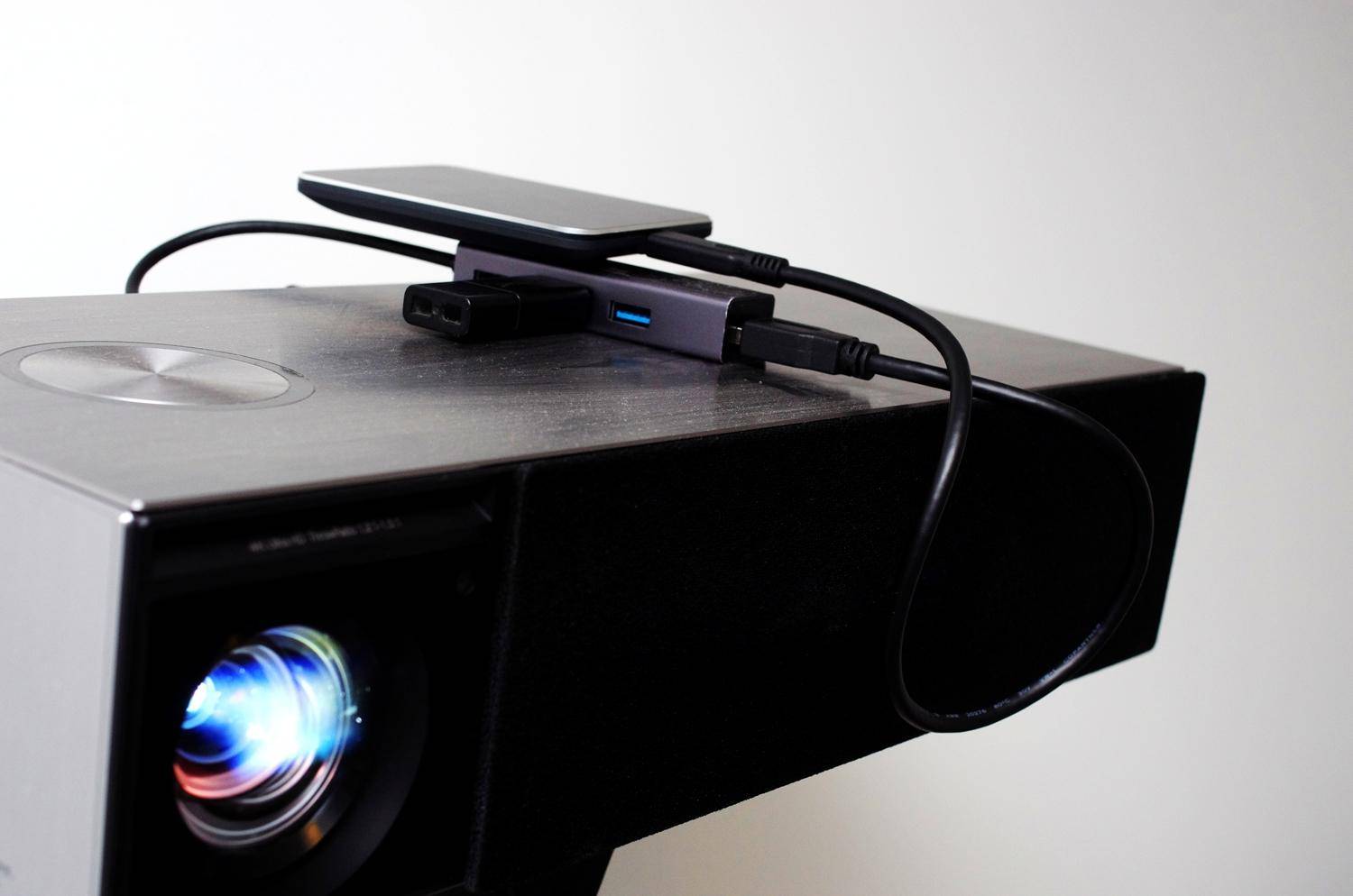 改造投影仪之加装毕亚兹USB3.0一拖四HUB