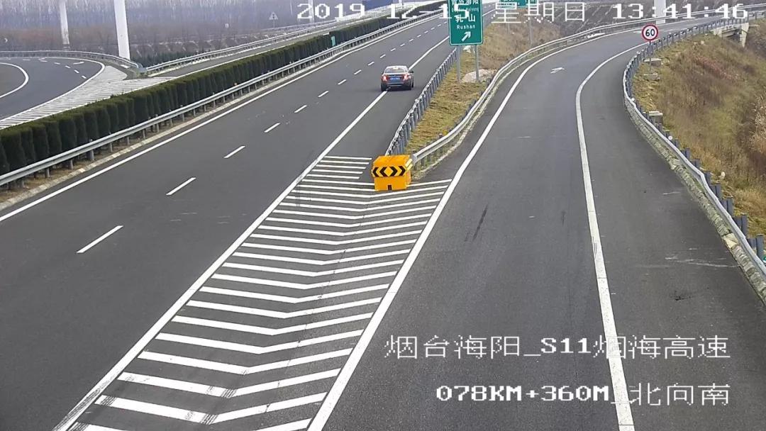 司机一个举动救了一对母子,司机一个举动救了三辆车