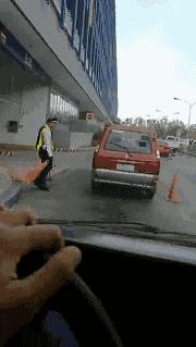 只能亮度调亮才能看得懂的梗,调高亮度才能看懂的梗