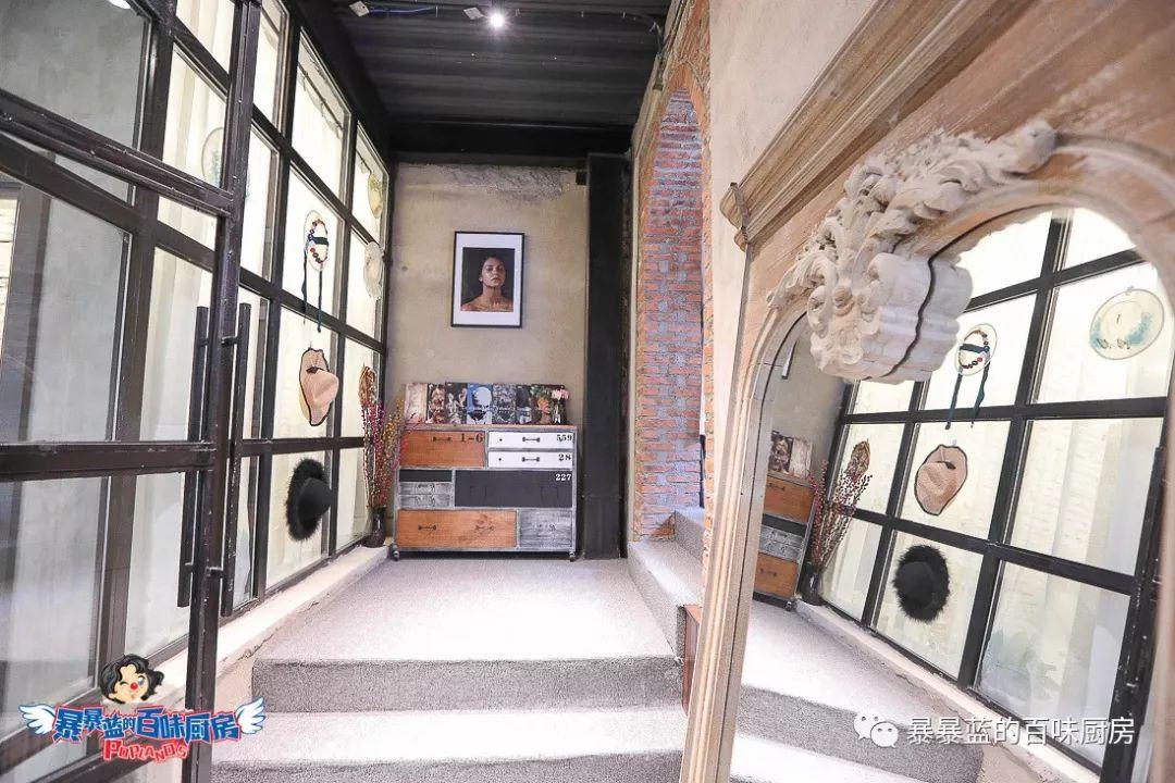 在学校怎么学好化妆技巧,化妆学校学的化妆技巧