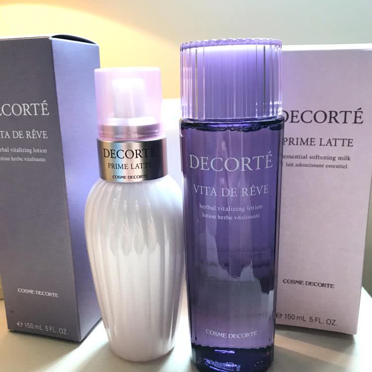 黛珂水乳紫苏成分,37岁混油皮适合黛珂哪款水乳