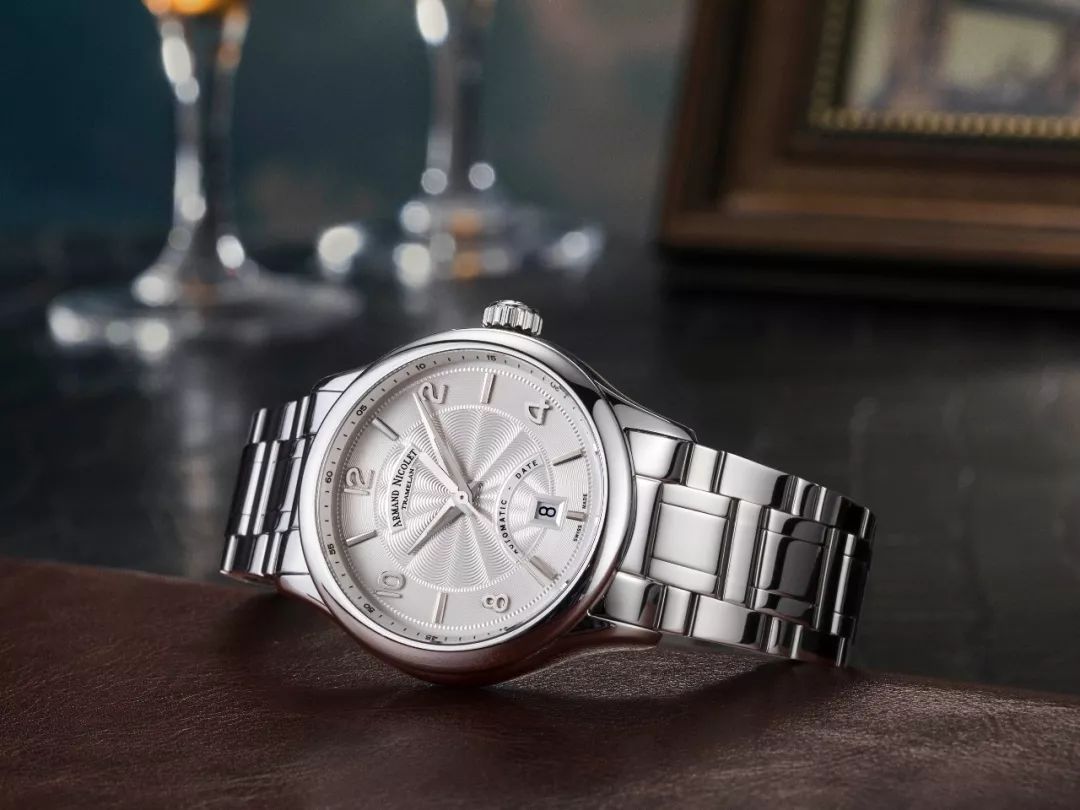 汉米尔顿属于什么档次,天梭跟汉米尔顿哪个高级