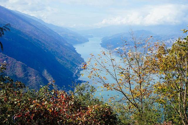 巫山究竟是一个什么样的地方，为什么重庆人都觉得他太遥远