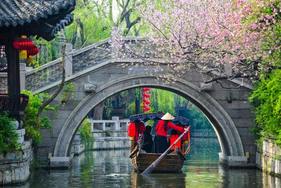 台儿庄古城美宿美食美景+养生游,感受不一样的小城之旅