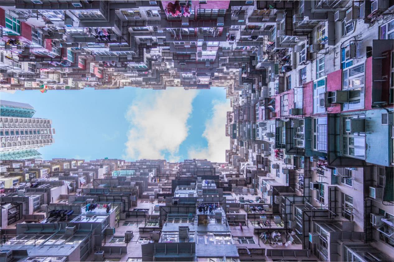 现如今香港人的生活怎么样,香港人的真实生活水平