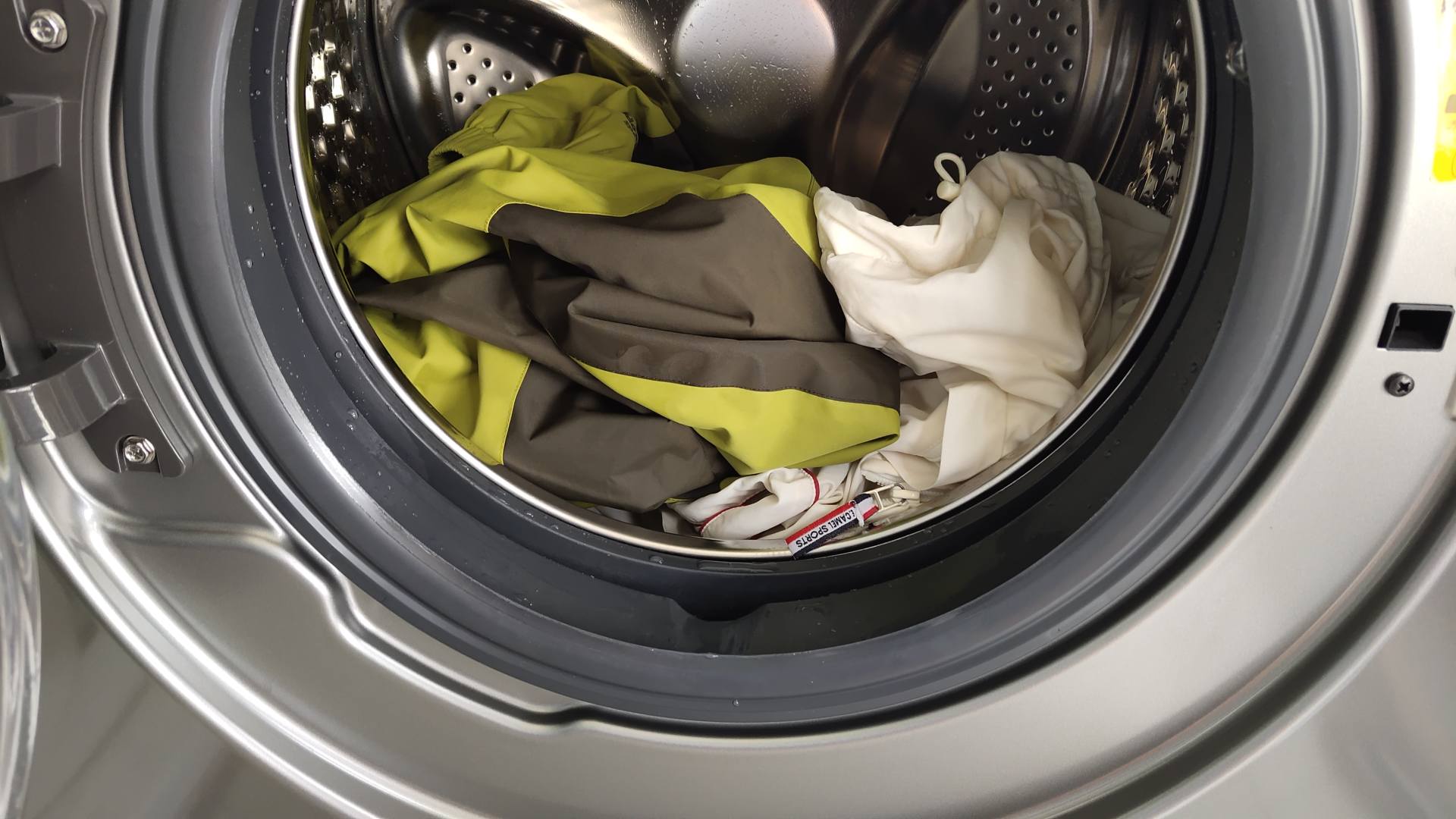 传说中的洗烘套装有那么好吗?春夏秋冬衣物都试过后,有了答案