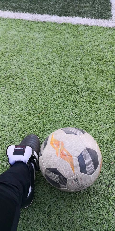 足球带来的激动和共鸣,足球将两种情绪演绎到了极致