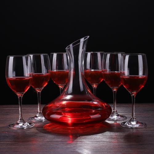 酒中沉淀物是怎么回事,葡萄酒挂杯形成的原因有哪些呢