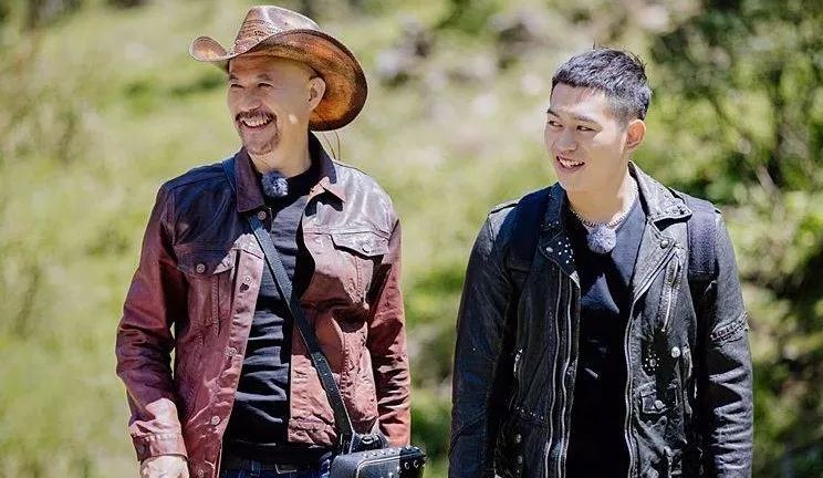 外表粗犷内心细腻徐锦江,徐锦江荧幕变化