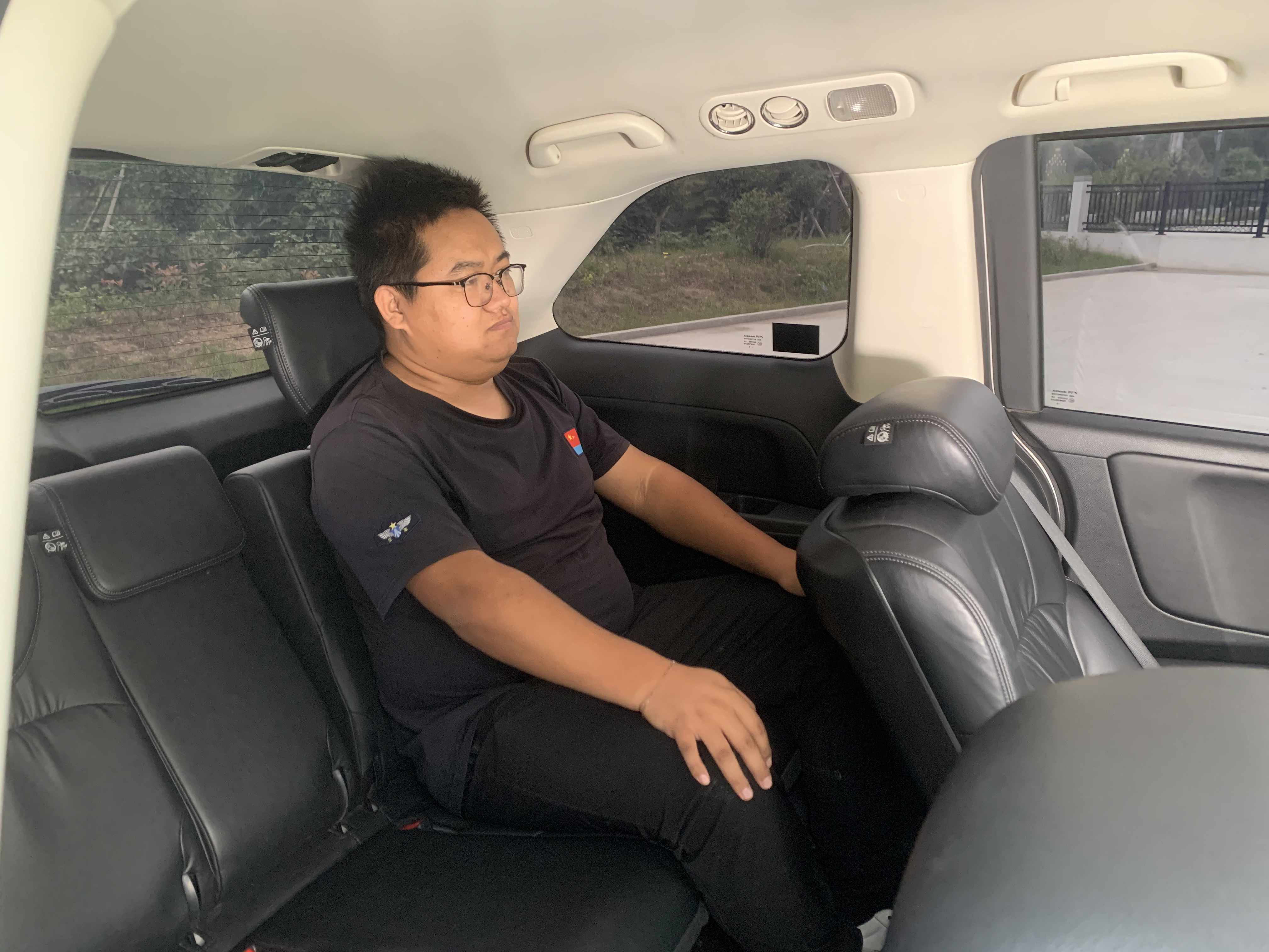 6年奥德赛可以卖多少钱,6年的本田奥德赛还能卖多少钱