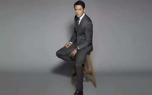 吴彦祖近照颜值巅峰,吴彦祖近照颜值大跌疑撞脸苏大强