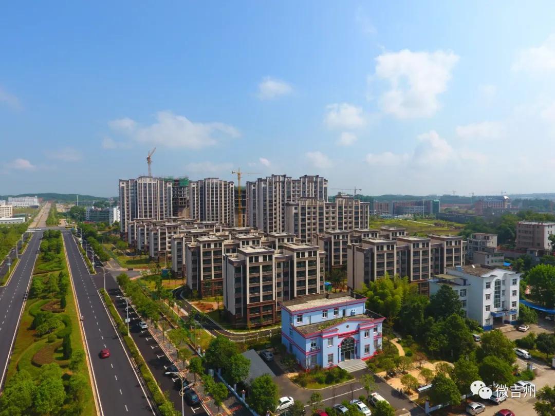 创优发展环境,创优推动园区建设