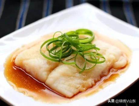 朋友来家吃饭做几个家常菜,朋友来家里做了一桌子菜