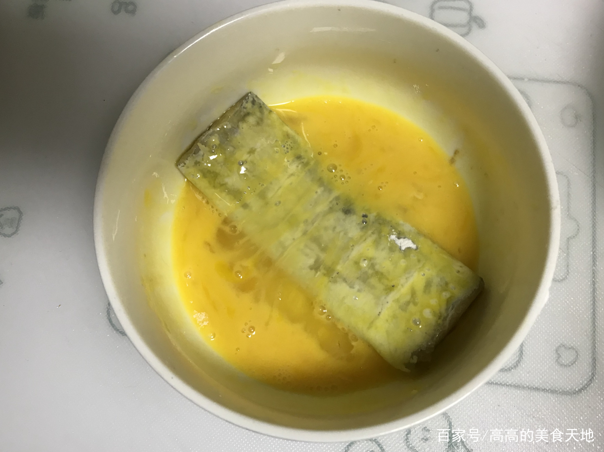 过年煎鱼要这样煎不沾锅不破皮,煎鱼不破皮不粘锅的方法