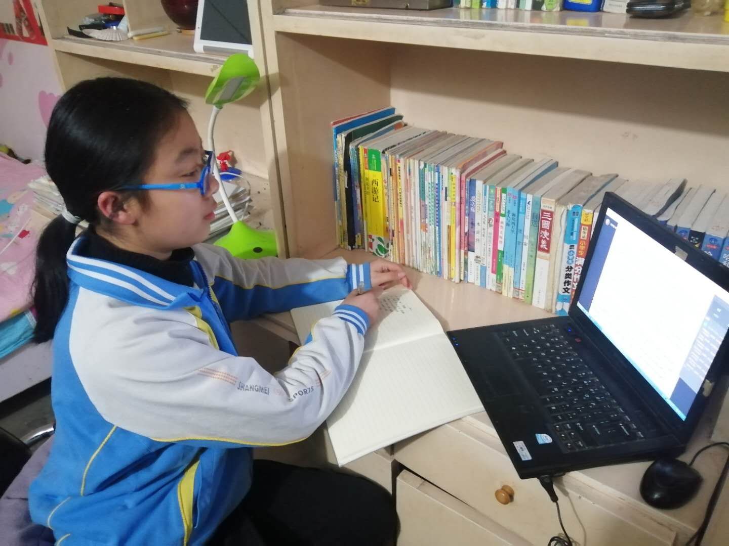 家校联动同心抗击疫情,家校携手战疫情凝心聚力育未来