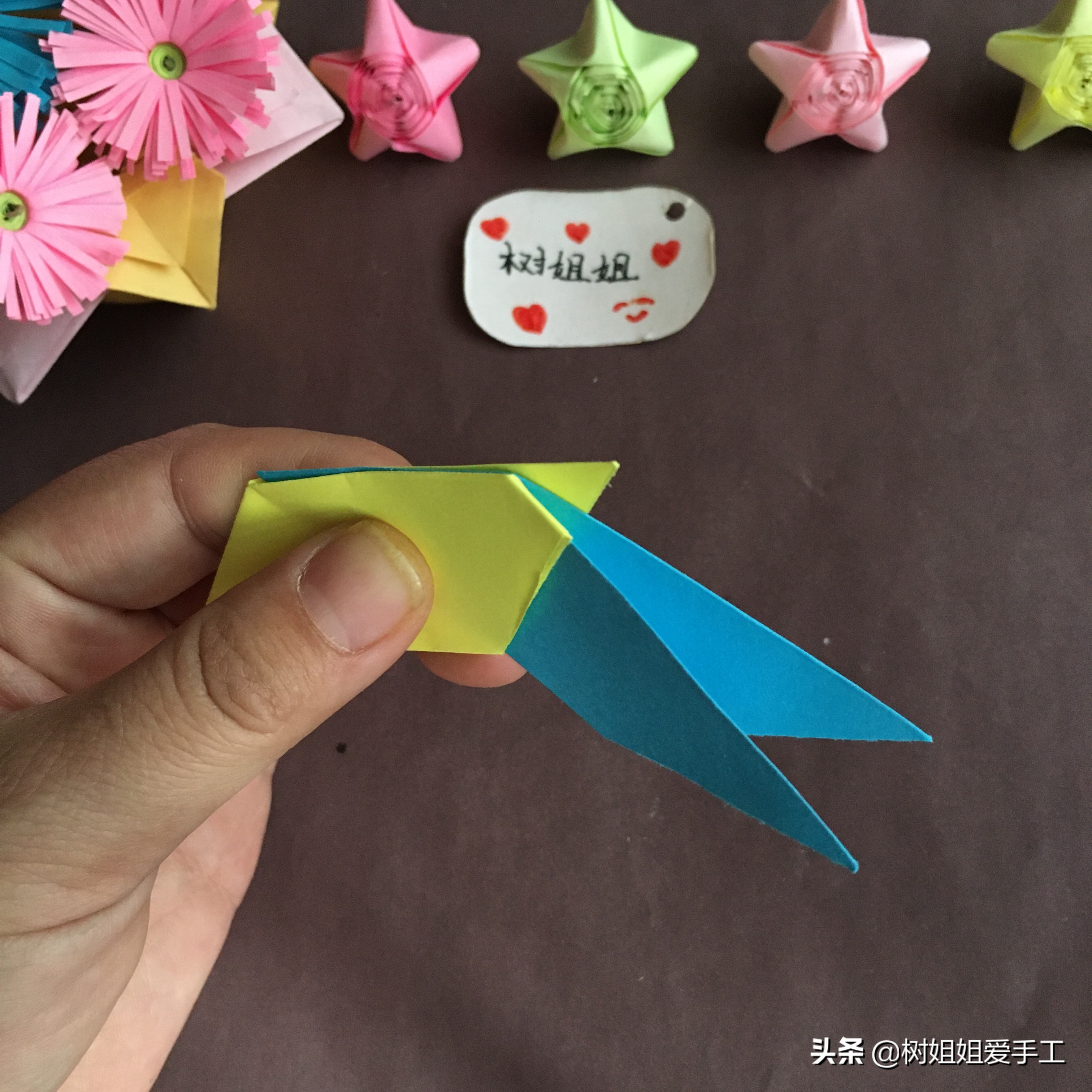 正方形纸折玩具飞镖变形,怎么用正方形纸折八角飞镖