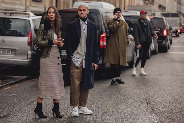 冬季男装搭配男工装裤,男生冬季裤子怎么穿暖和又好看