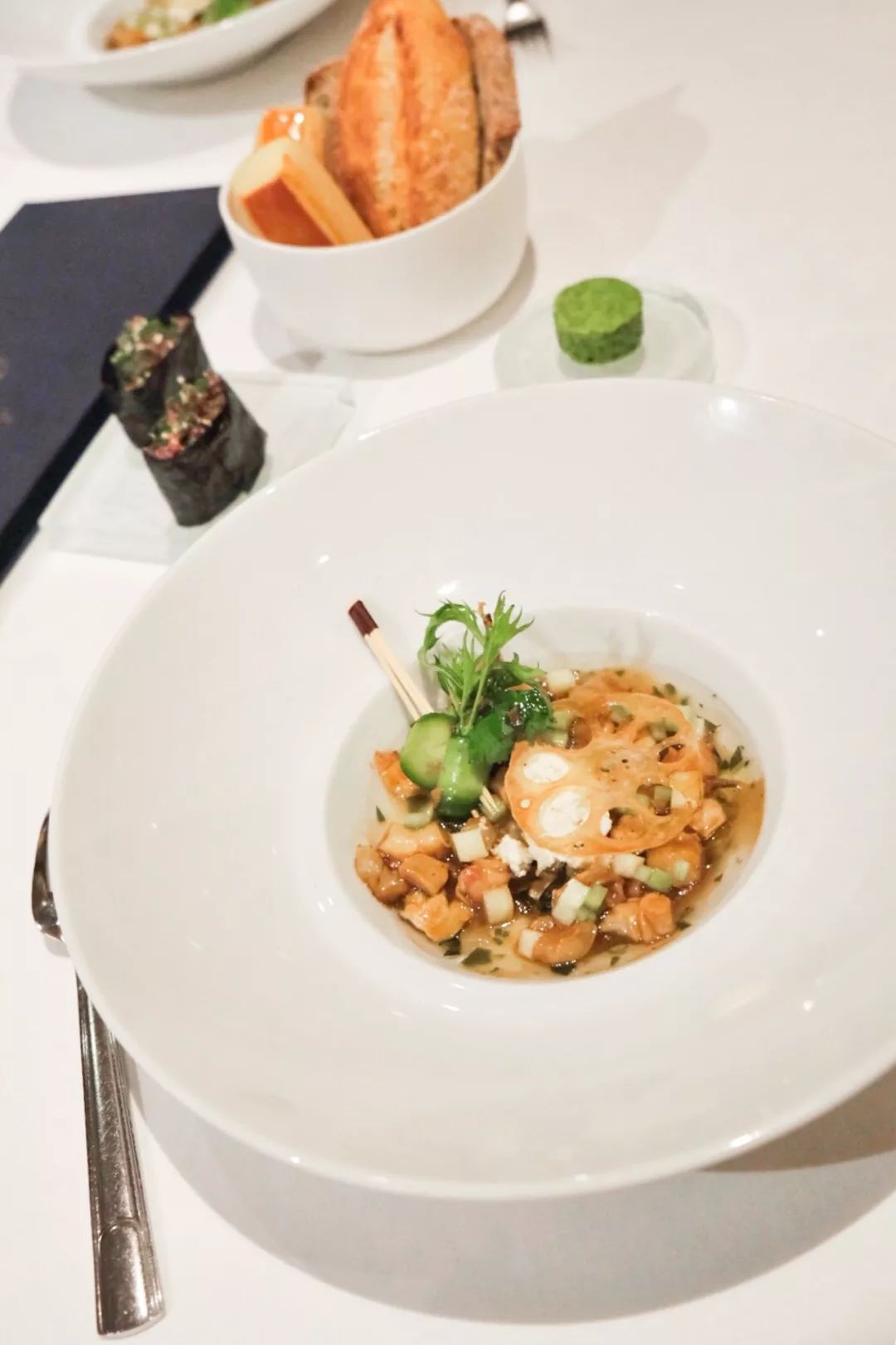 上海最贵的十大顶级餐厅排名,体验亚洲最贵的上海餐厅