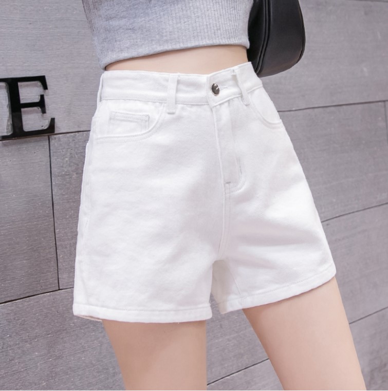 白色短裤搭配什么颜色上衣好看,白色男短裤怎么配