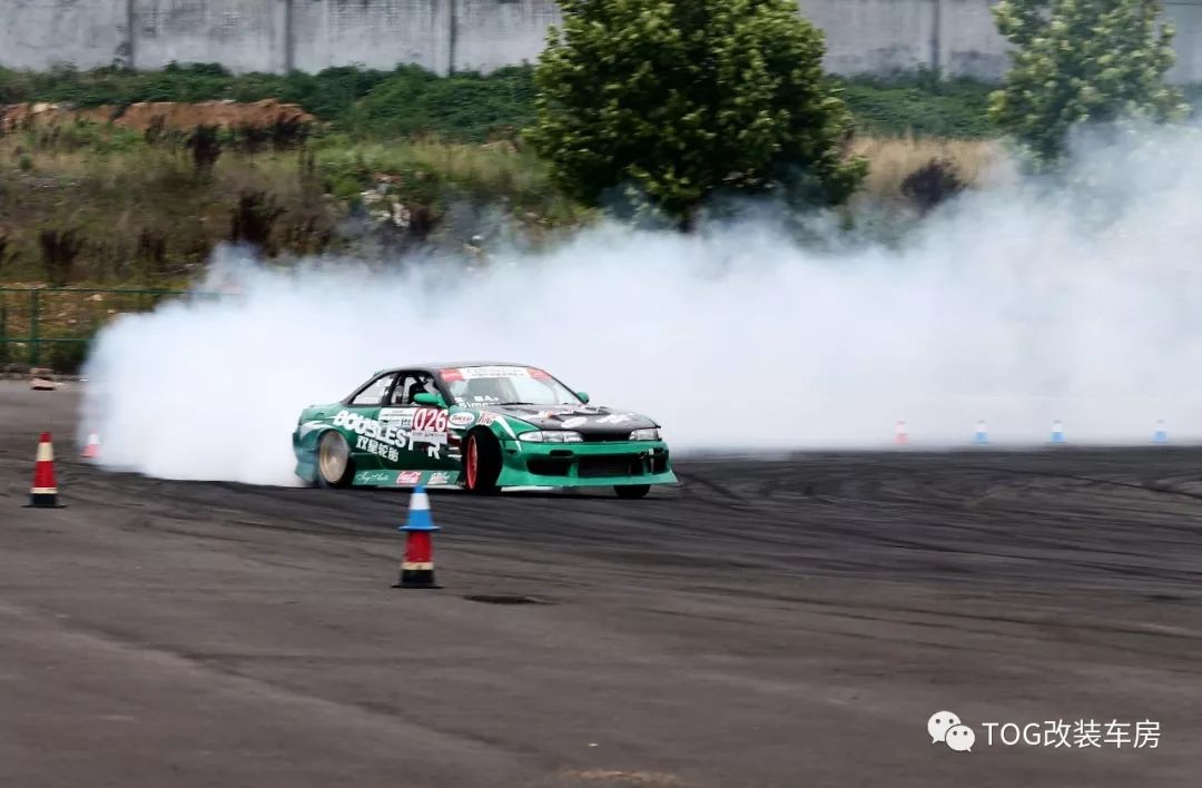 飘移失败案例,漂移为什么不翻车